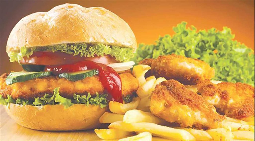 الوجبات السريعة اغذية تحضروتقدم في وقت قصير