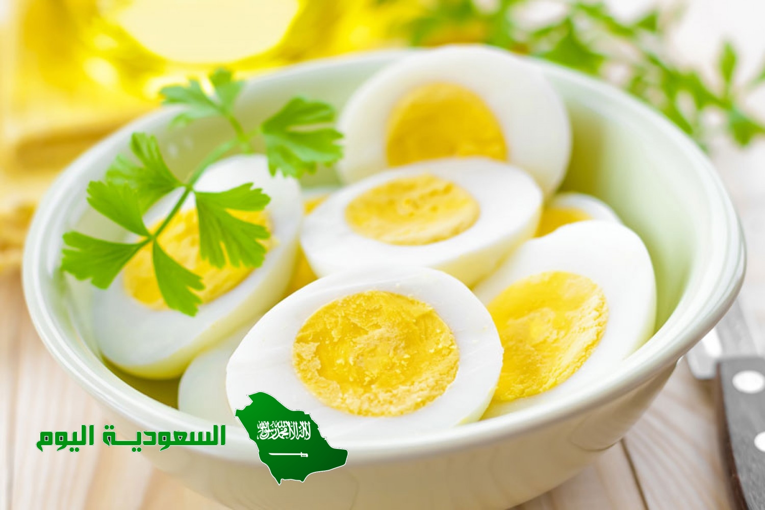 ماهي العناصر الغذائية التى يحتوى عليها البيض؟