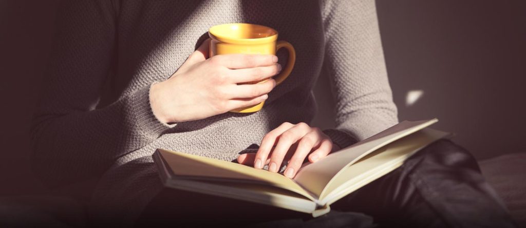 المرونة هي قدرة الفرد على اداء الحركات الرياضية إلى أوسع مدى حركي تسمح به المفاصل