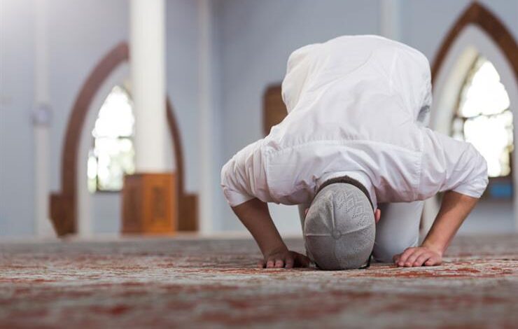 صلاة الجماعة افضل من صلاة الفرد