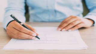 من أسس التصميم الجيد للعمل الفني التوازن و الإيقاع فقط صواب خطأ